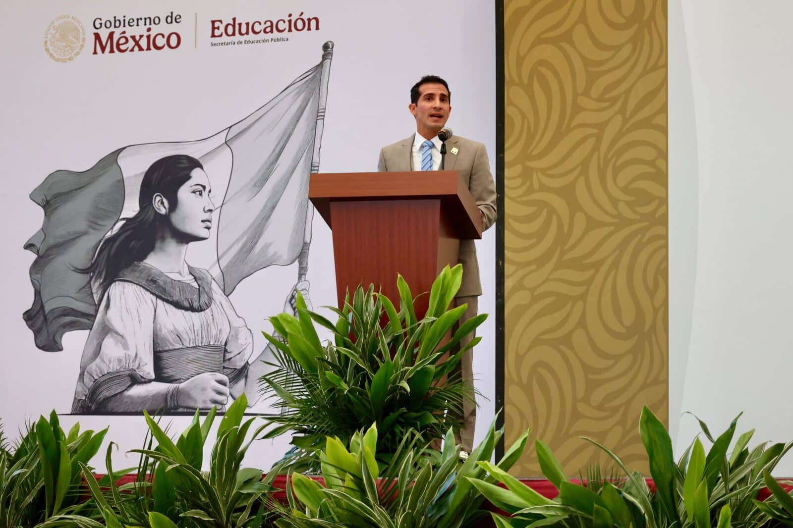 Rommel Pacheco anuncia estímulo económico a medallistas en los Juegos Panamericanos Junior