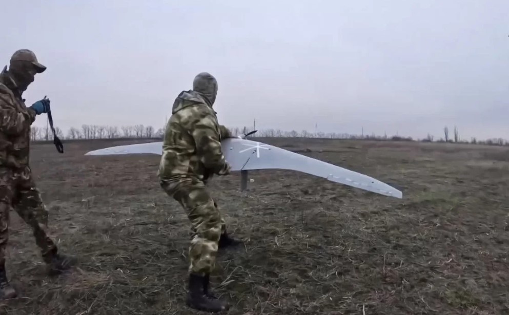 Mercenarios ligados a cárteles mexicanos se entrenan con drones en la guerra de Ucrania