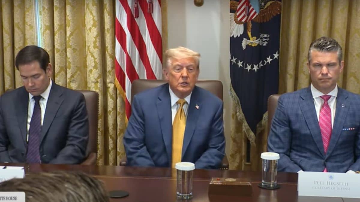 Trump planea aumento gradual de su arancel a productos farmacéuticos hasta llegar al 250%