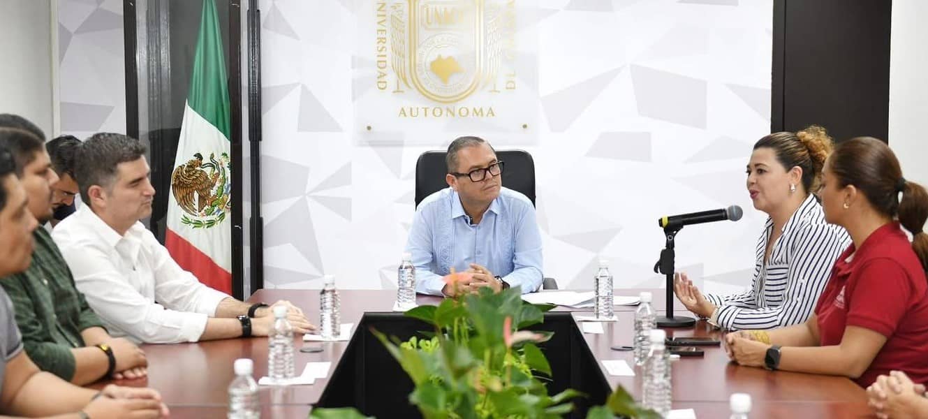 Acuerdan UNACH, DIF y SEyT acciones en favor de las adolescencias resguardadas en Centros de Asistencia Social