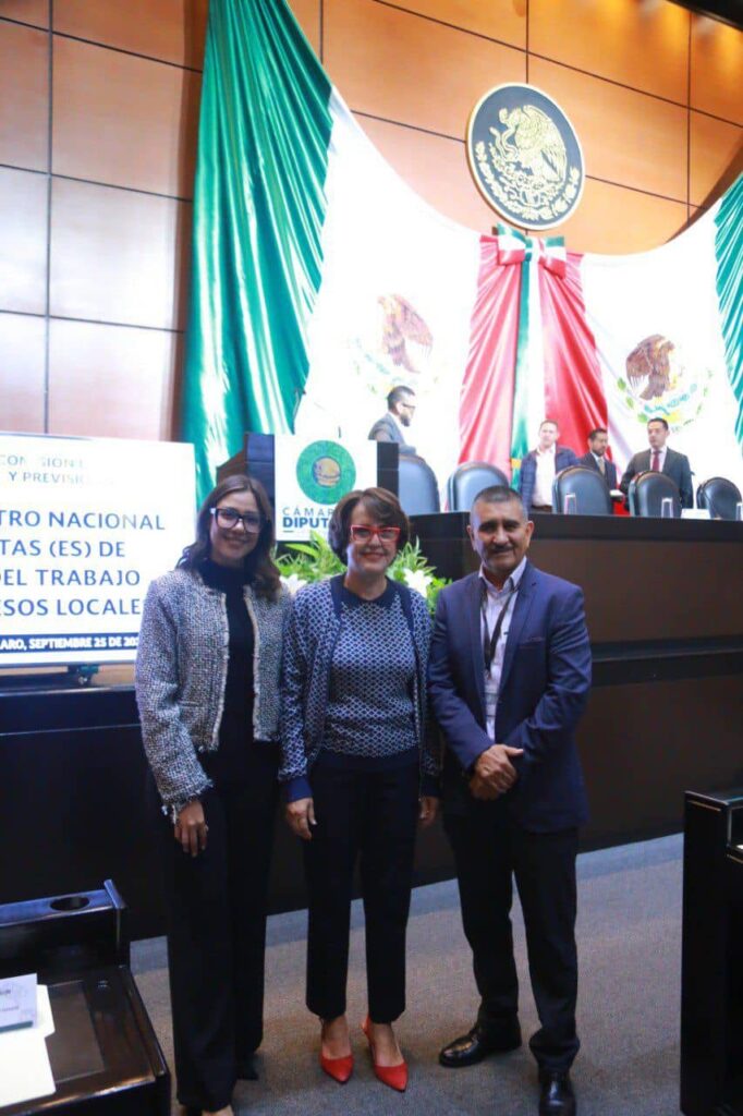 ANDREA NEGRON CONGRESO.1 1