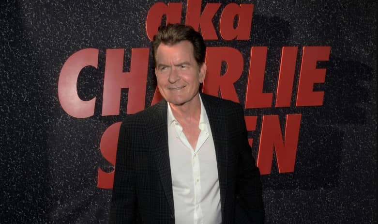 ‘No voy a huir de mi pasado’: Charlie Sheen revela adicción que lo llevó a contraer VIH y sufrir extorsión