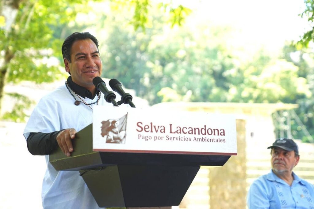 ERA Y ALICIA BARCENA EN SELVA LACANDONA8 1