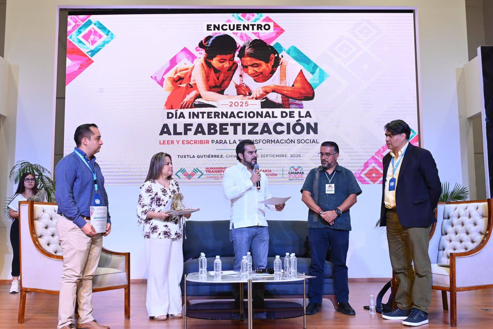 Chiapas Puede: Programa de alfabetización es reconocido por la Unesco como referente internacional