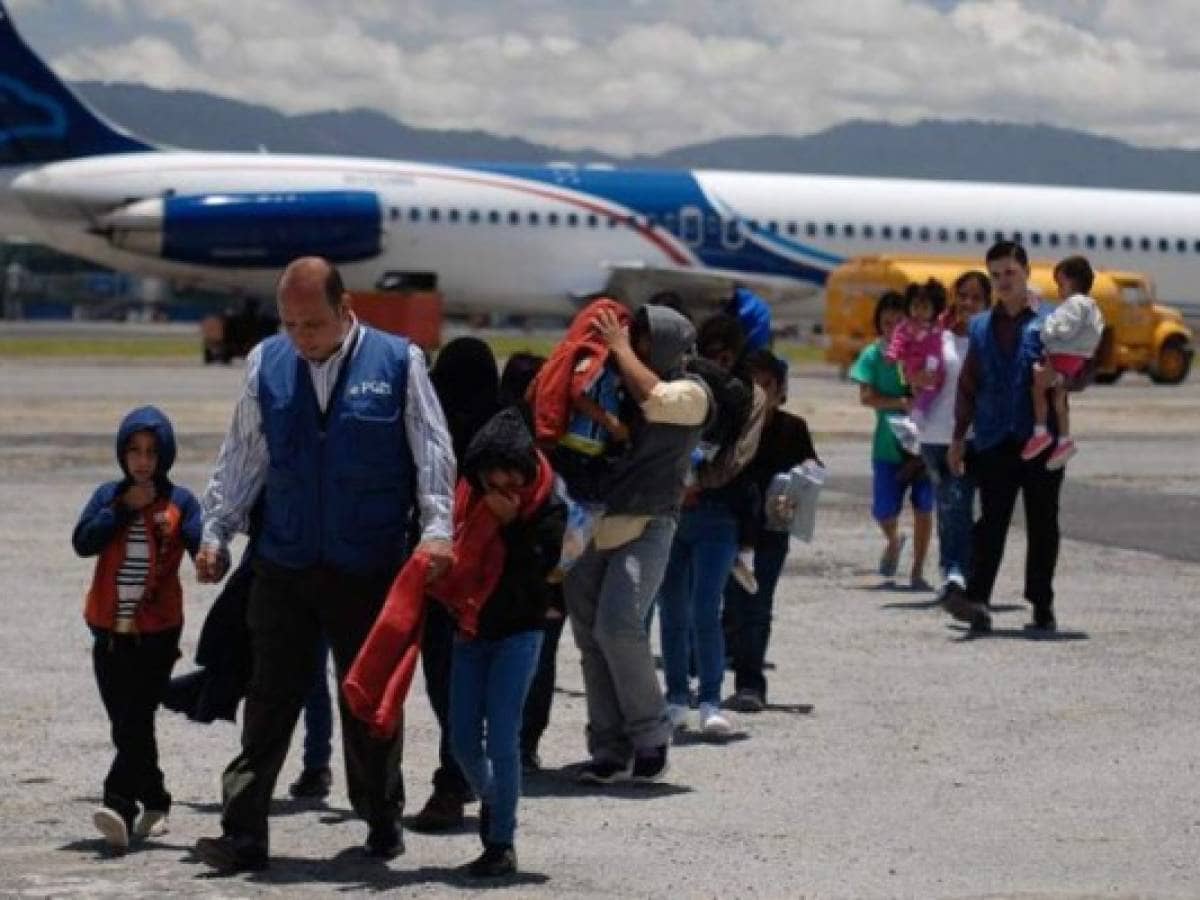 'Confundidos y asustados’: así fue el operativo nocturno para repatriar a niños guatemaltecos bajo custodia de EE.UU.