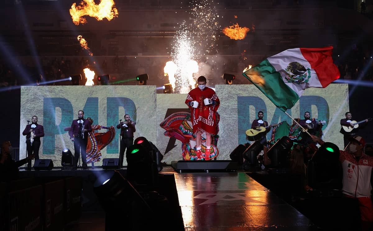 Canelo y 'su música': Rancheras, reguetón y corridos tumbados