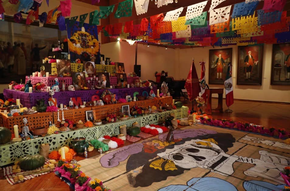 Día de Muertos: cómo honrar la tradición sin afectar tu bolsillo, según la Profeco