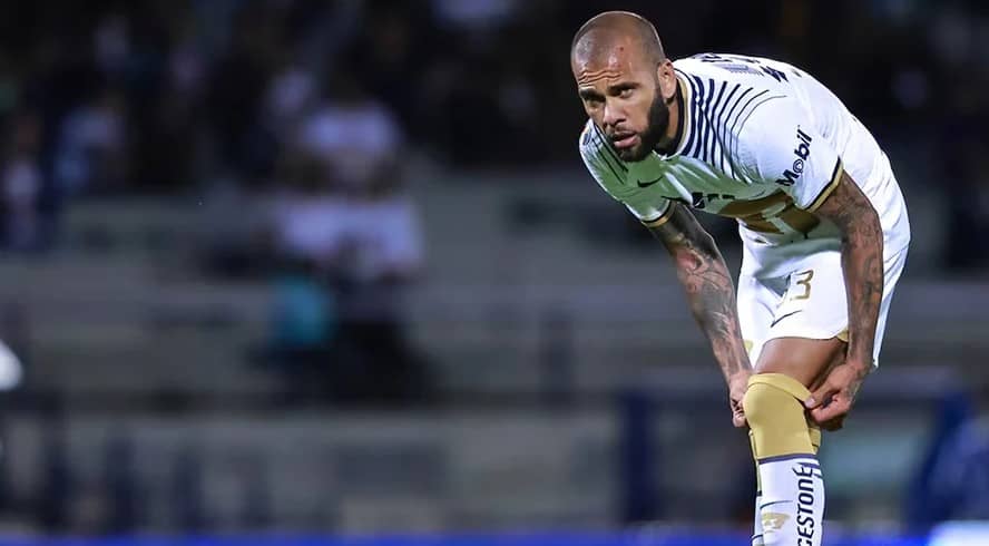 Dani Alves se convierte en predicador cristiano tras 14 meses de prisión: "Yo hice un pacto con Dios"