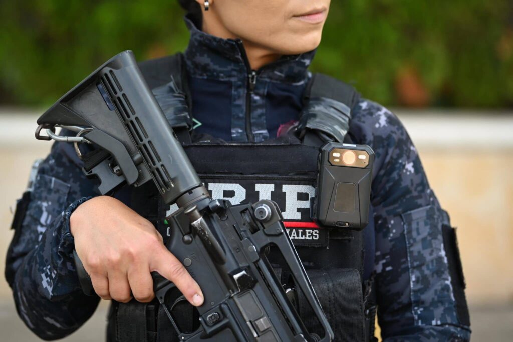 ERA BLINDA A PAKALES 1