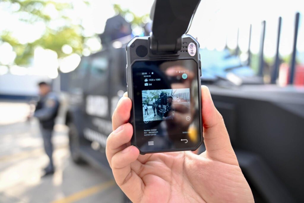 ERA BLINDA A PAKALES 2 1