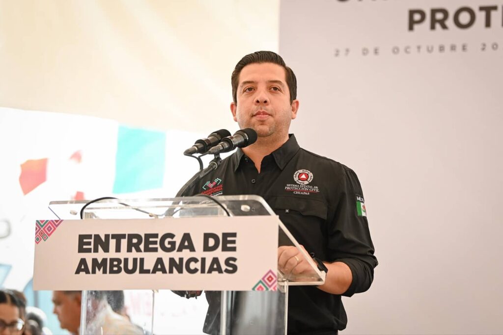 ERA ENTREGA AMBULANCIAS3 1