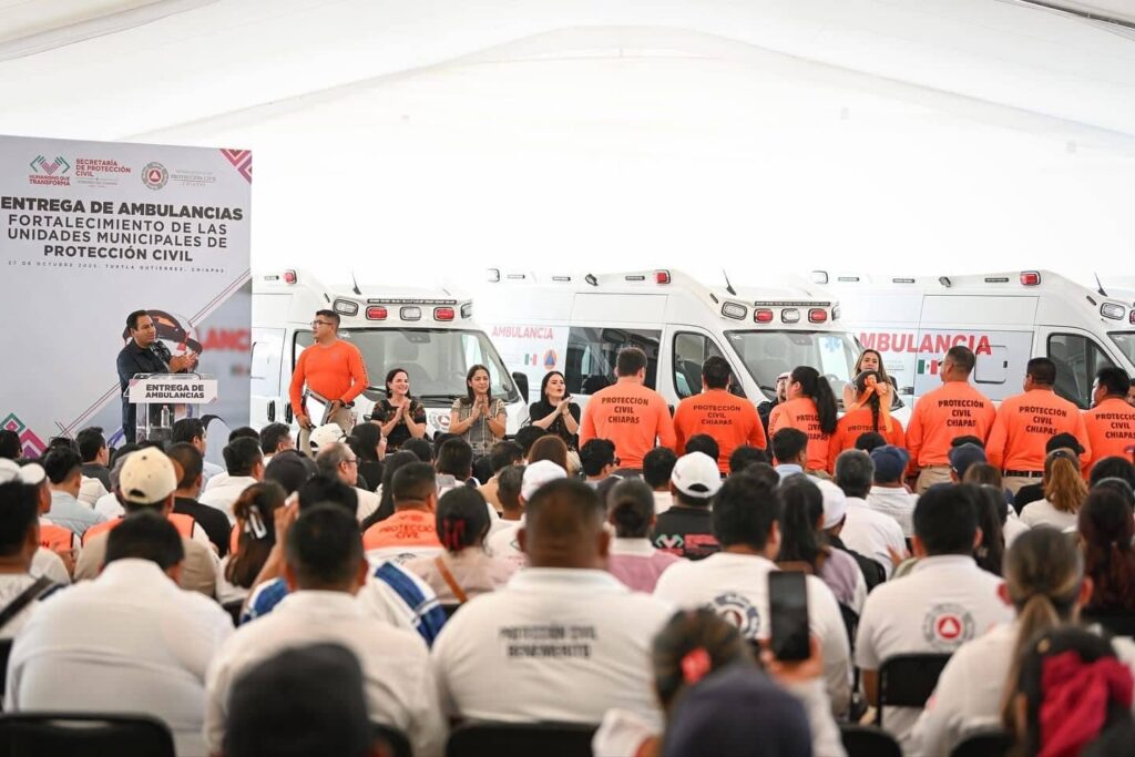 ERA ENTREGA AMBULANCIAS6 1