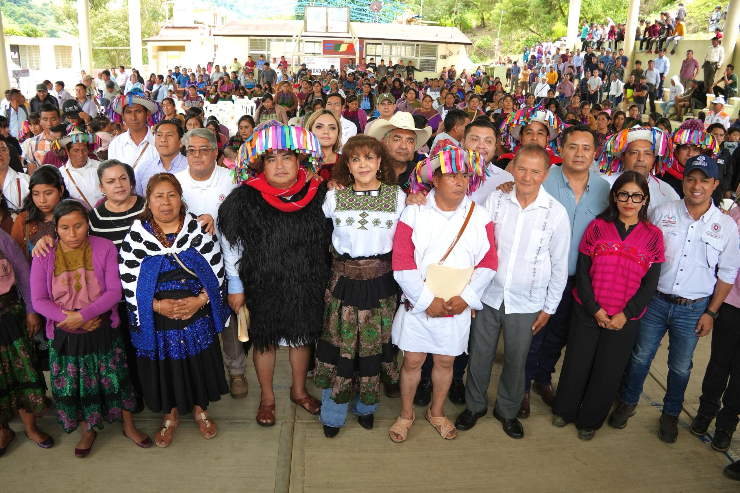 Chenalhó vive un día histórico con el retorno humanista de familias desplazadas