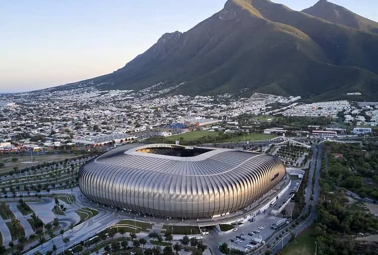 Prometen fiesta de 40 días y juego del Tri en Monterrey