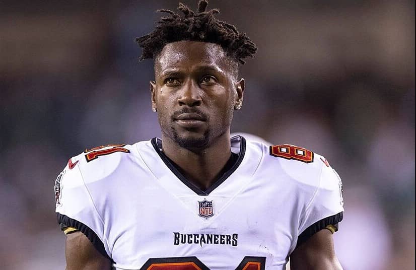 ntonio Brown, exjugador de la NFL, podría pasar hasta 30 años de cárcel por este delito