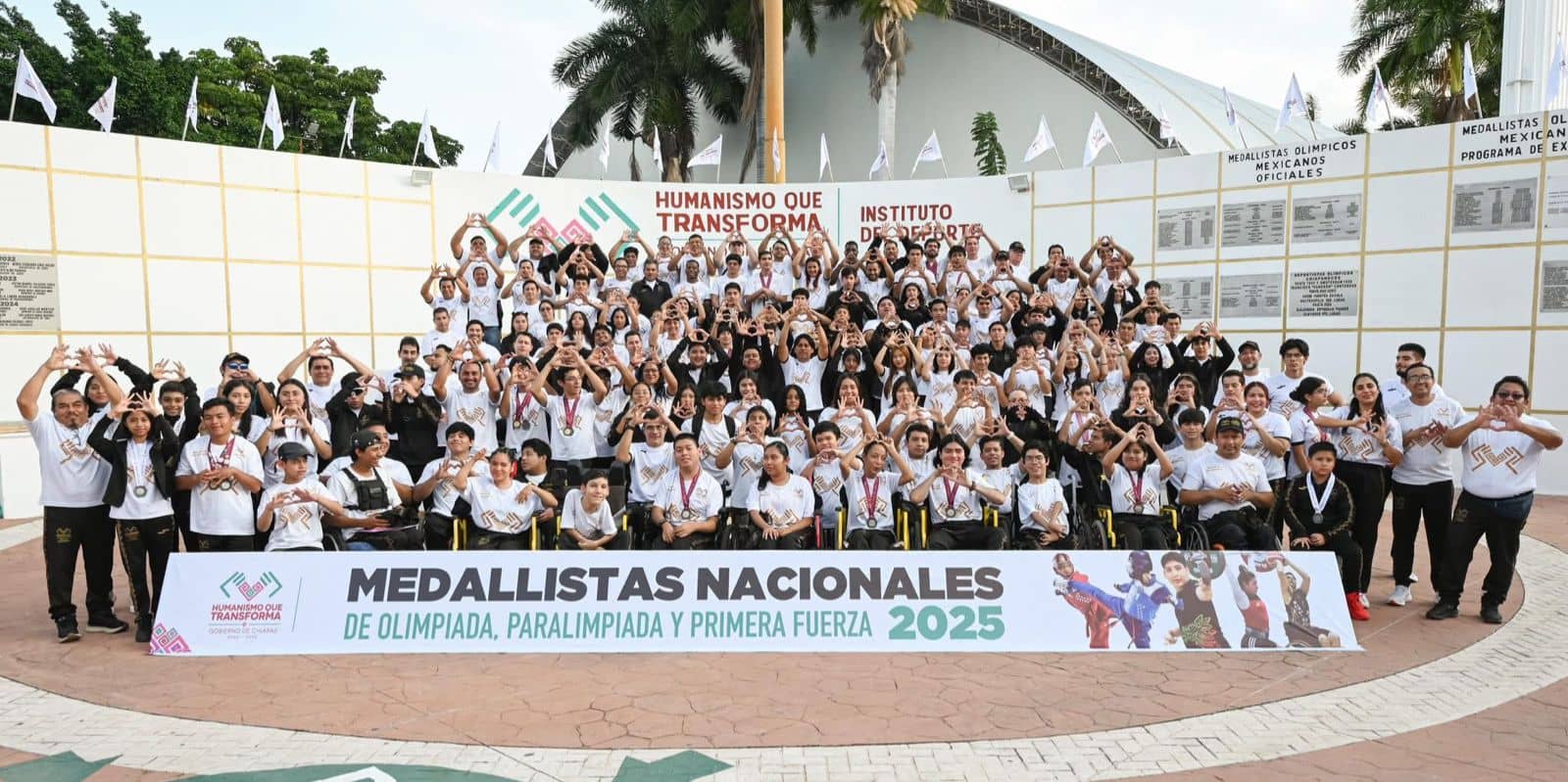 Eduardo Ramírez reconoce a atletas de Olimpiada y Paralimpiada y Primera Fuerza 2025