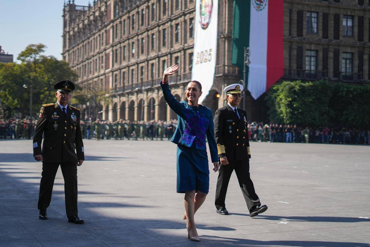 El que convoca a la violencia y a la intervención extranjera se equivoca; México avanza por la senda de la honestidad, la paz, la democracia y la justicia: Presidenta Claudia Sheinbaum en 115 Aniversario de la Revolución Mexicana