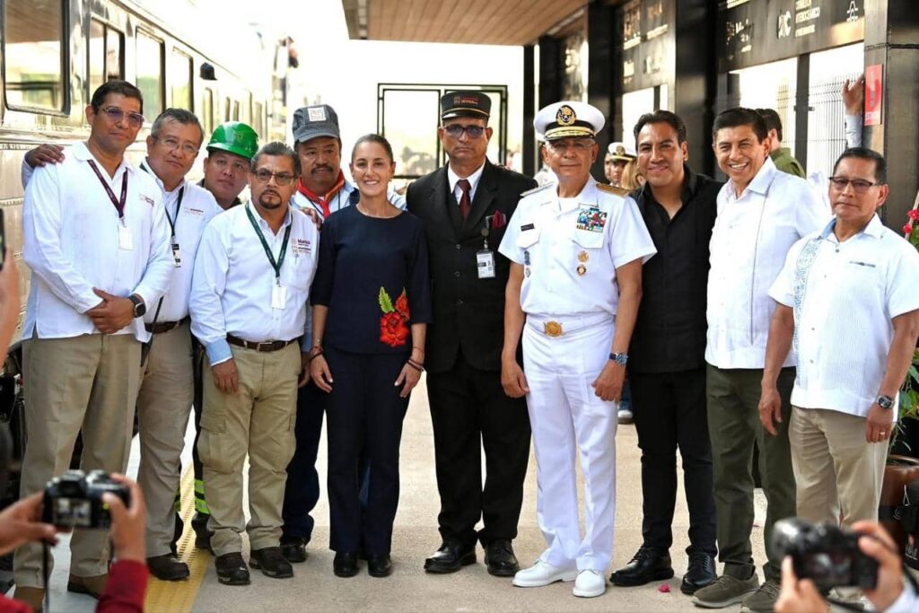 SHEINBAUM ERA TONALA TREN LINEA K 1 1