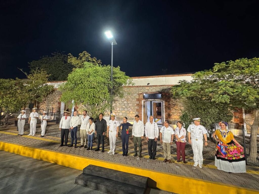 SHEINBAUM ERA TONALA TREN LINEA K 4 1