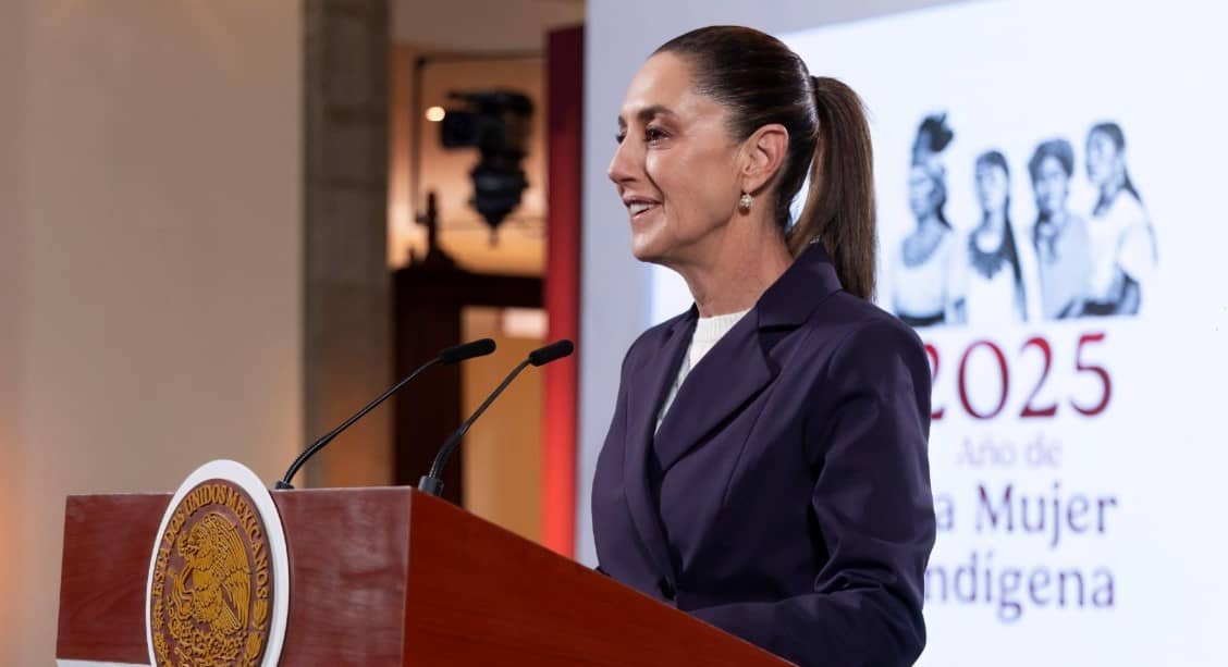 Sheinbaum acusa revictimización por parte de Reforma al publicar fotos sobre acoso que sufrió