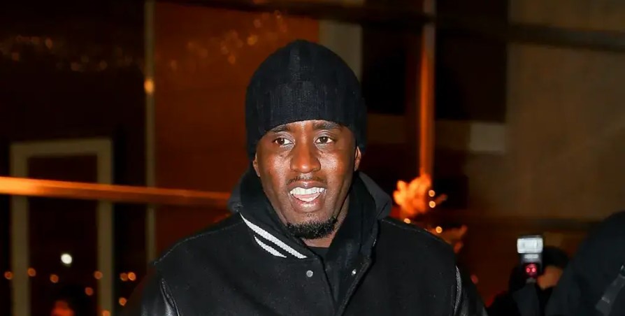 Apuñalado por la espalda ante la cámara: el documental sobre Diddy en Netflix revela que el magnate grabó en secreto a su abogado defensor durante un colapso del caso