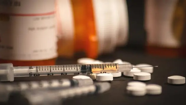 Qué significa que Trump haya declarado el fentanilo como “arma de destrucción masiva”?; la Casa Blanca endurece la ofensiva