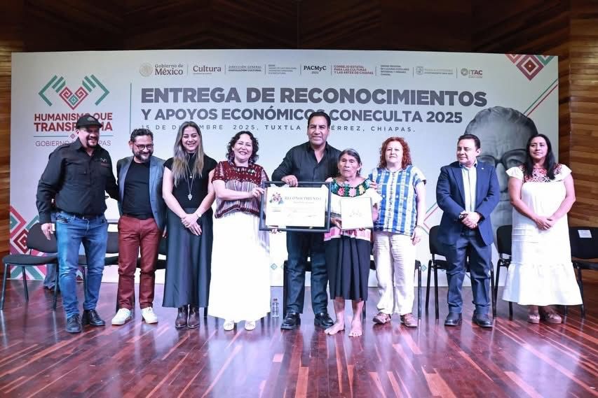 Eduardo Ramírez encabeza entrega de reconocimientos y apoyos económicos Coneculta 2025