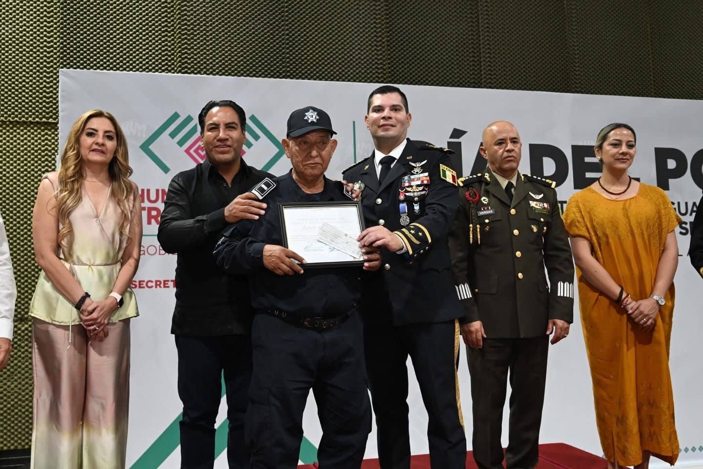 Reconoce Eduardo Ramírez compromiso, entrega y vocación de servicio de la policía de Chiapas