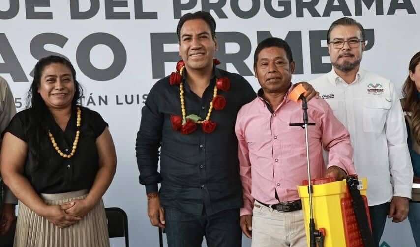 Eduardo Ramírez entrega apoyos y anuncia obras para Capitán Luis A. Vidal