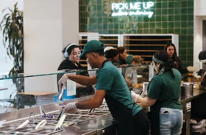 Desempleo en EE.UU. golpea de manera desproporcionada a los latinos, los más afectados por la economía en la era Trump