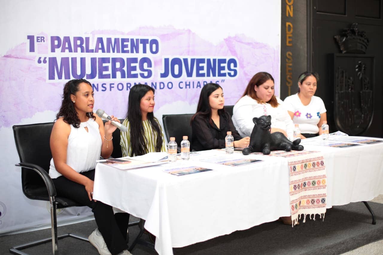 Presentan convocatoria para el 1er Parlamento: “Mujeres jóvenes transformando a Chiapas”
