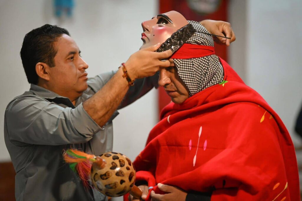 ERA 15 ENERO PARACHICOS4 1