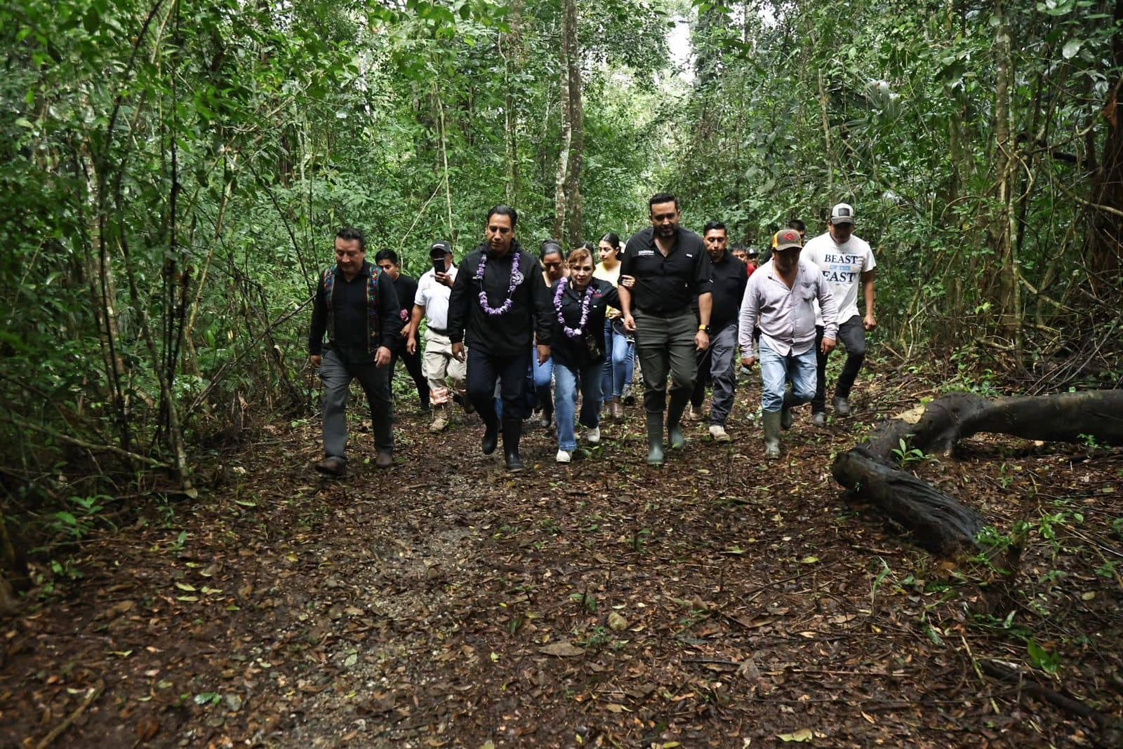 Eduardo Ramírez impulsa protección ambiental y conectividad en Marqués de Comillas