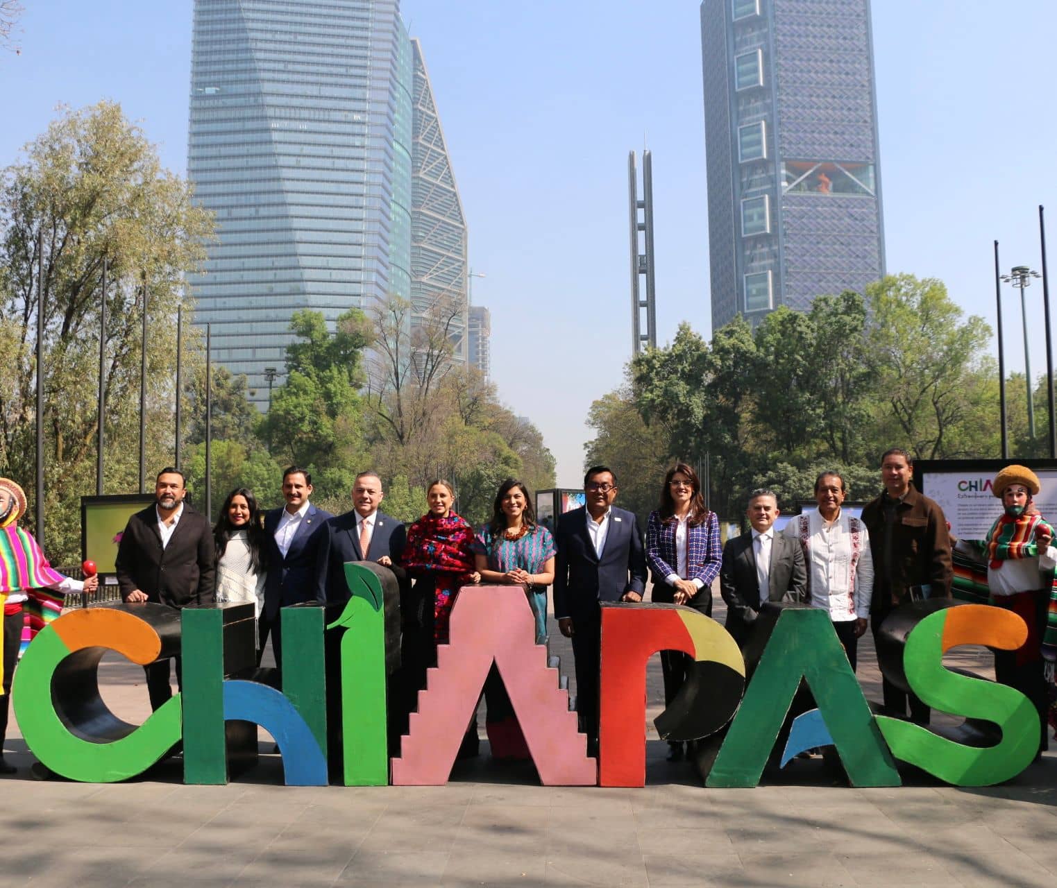 Chiapas inaugura galería fotográfica en el Bosque de Chapultepec