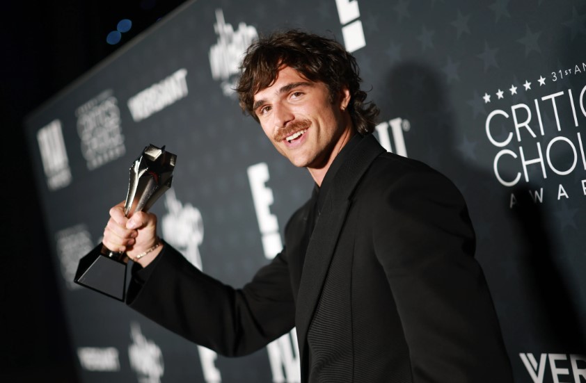 Una batalla tras otra gana a Mejor película y Frankenstein suma cuatro premios; Guillermo del Toro no asistió