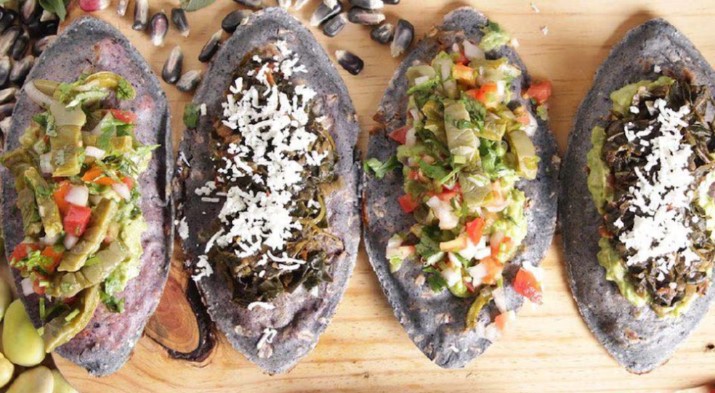 ¿Cuál es el significado de los tlacoyos? Esta es la mística detrás de este delicioso platillo
