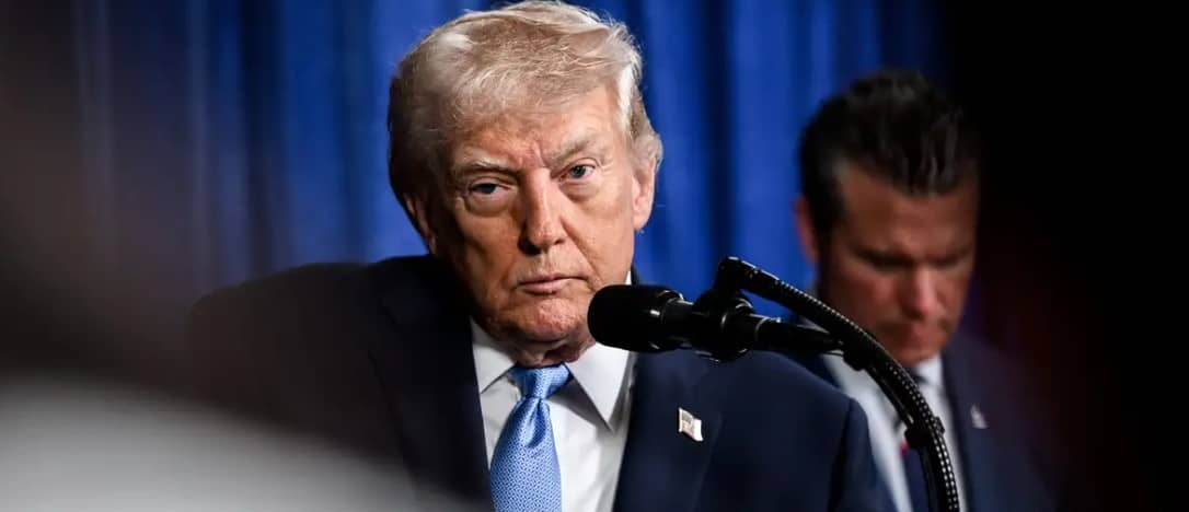 Trump anuncia ataques a cárteles que "controlan" México