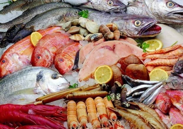 Cuaresma 2026: cómo elegir y consumir pescados y mariscos sin riesgos para la salud