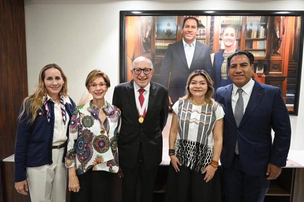 ERA MEDALLA MANUEL VELASCO A Kershenobich7 1