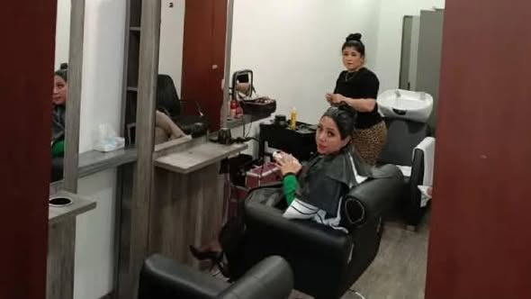 Descubren salón de belleza en el Senado… ya se los clausuraron
