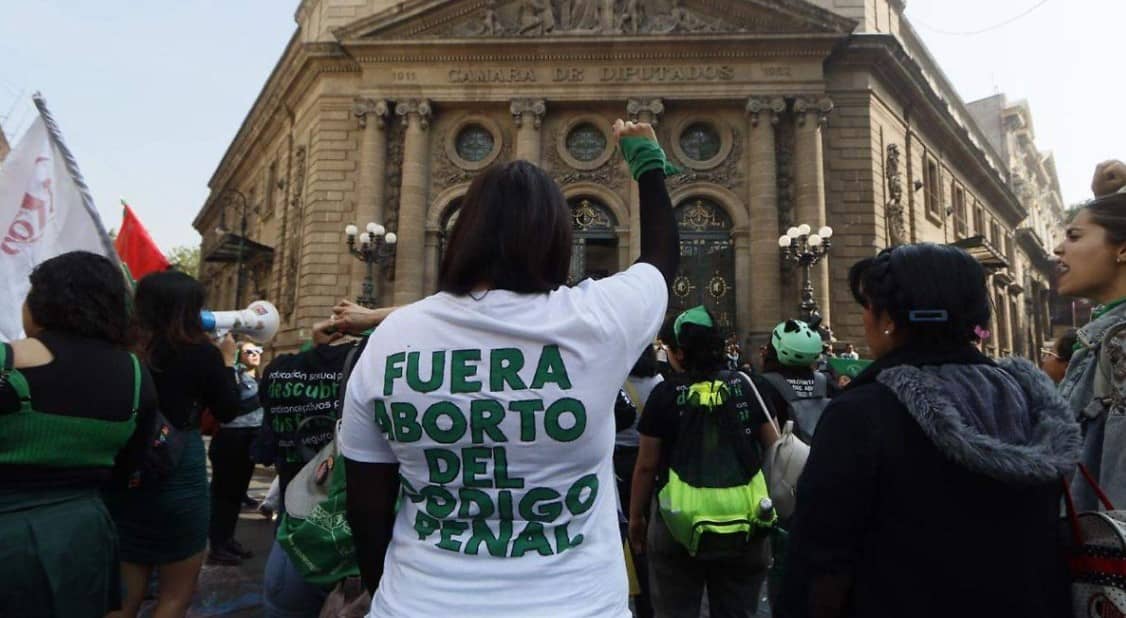 colectivos feministas urgen al Congreso eliminar el aborto del Código Penal en CDMX