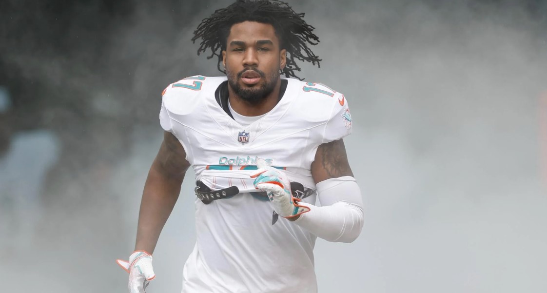 ¡Golpe de autoridad! Broncos se llevan a Jaylen Waddle en cambio con Miami