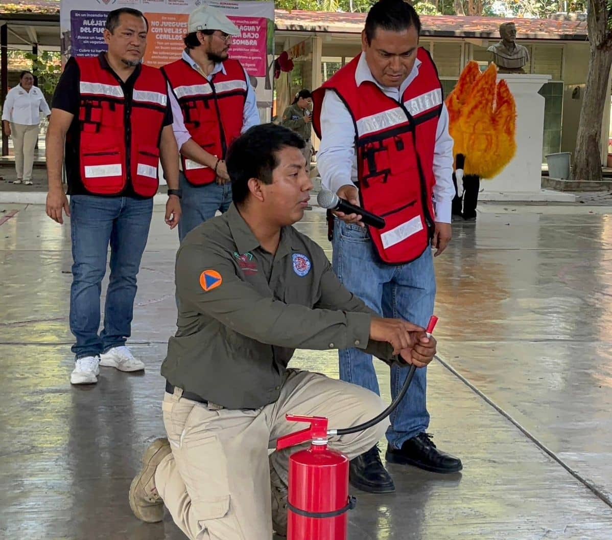 Lanza Protección Civil Chiapas el programa “Los Fenomenoamigos visitan tu escuela”