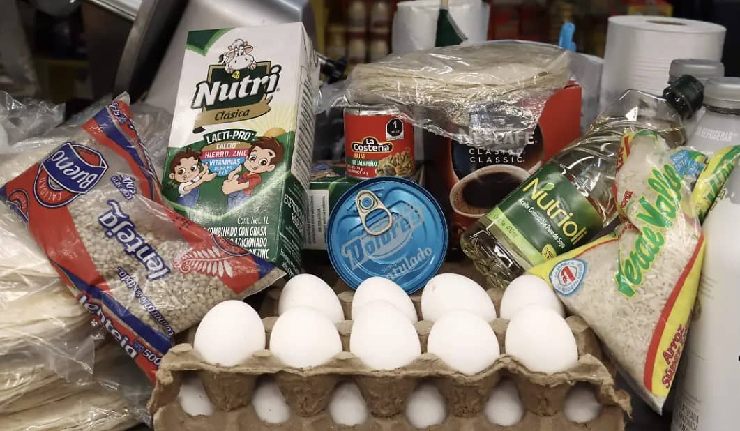 Estos son los 24 productos de la canasta básica que cuestan 900 pesos: Profeco comparte lista