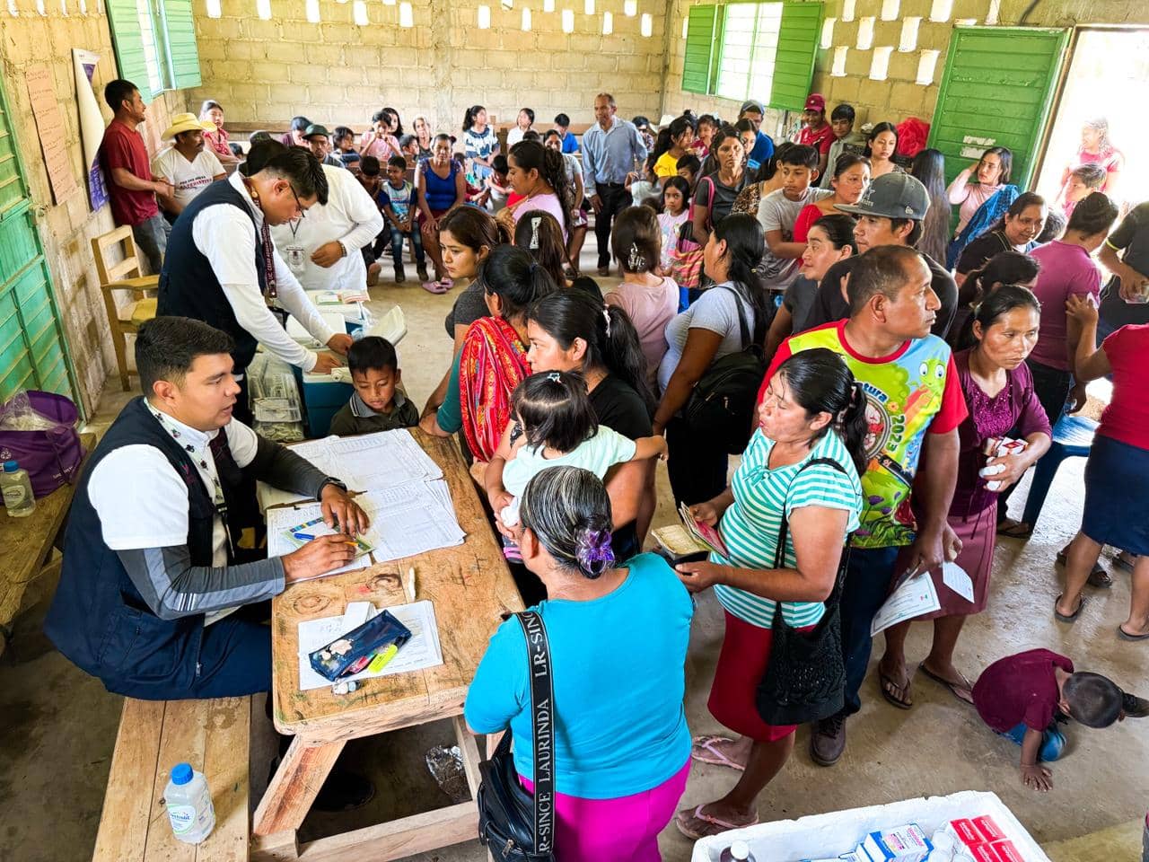 Salud llega a zona Chimalapa luego de más de 14 años sin atención médica