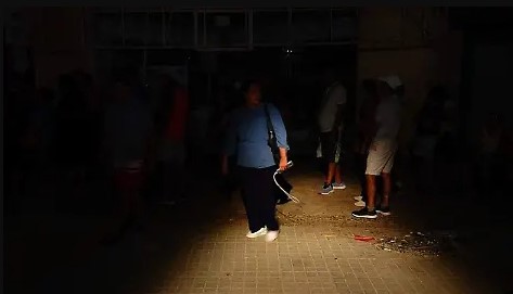 Se registra apagón en el sureste del país