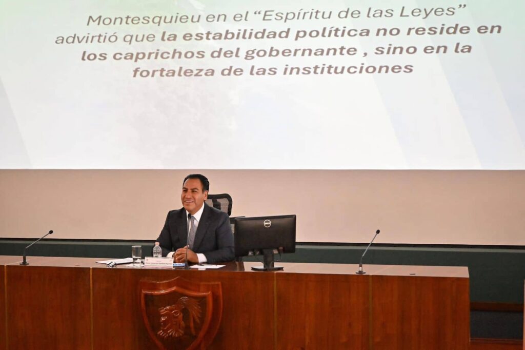 ERA CONFERENCIA MILITAR2 1