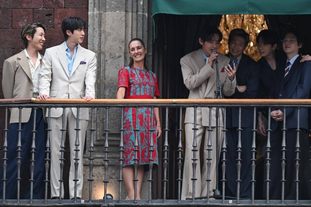 La musica y los valores unen a Mexico y Corea del Sur Presidenta Claudia Sheinbaum recibe a BTS en Palacio Nacional00003 1