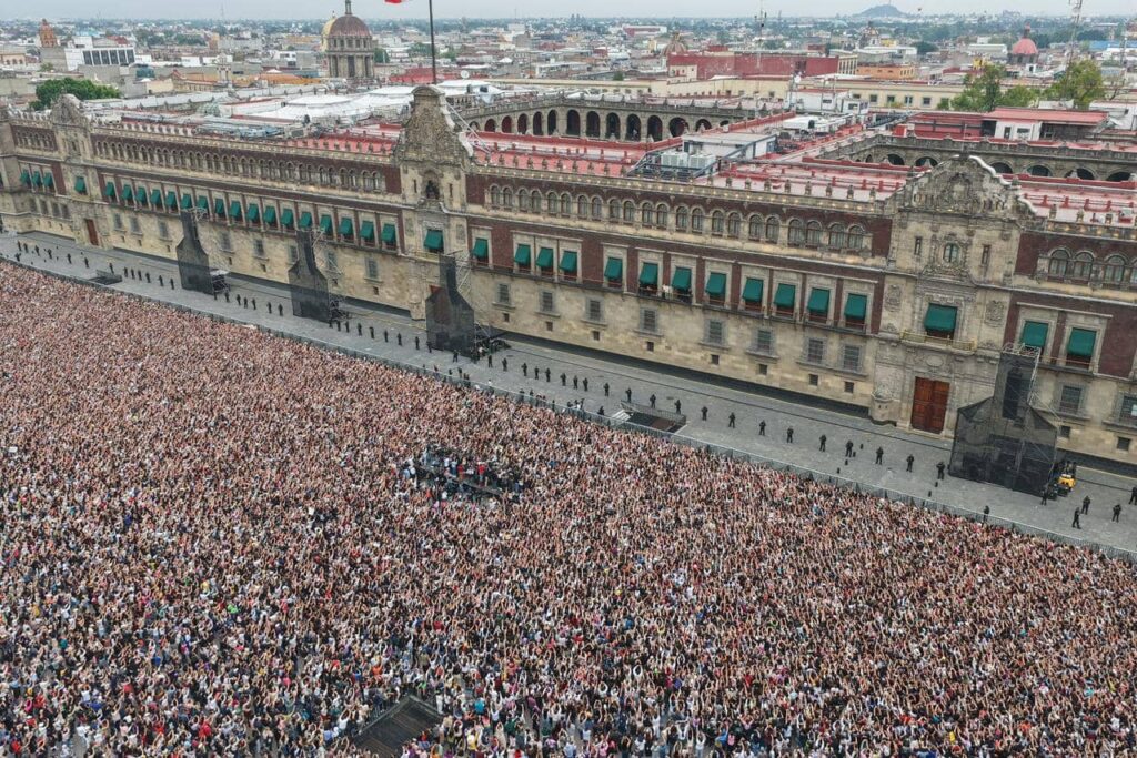 La musica y los valores unen a Mexico y Corea del Sur Presidenta Claudia Sheinbaum recibe a BTS en Palacio Nacional00007 1