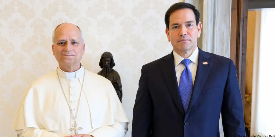 Marco Rubio se reúne con el papa y le expresa su “compromiso” por la paz